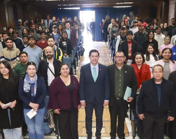 Toma-Protesta-Director-de-la-FCFM-10-