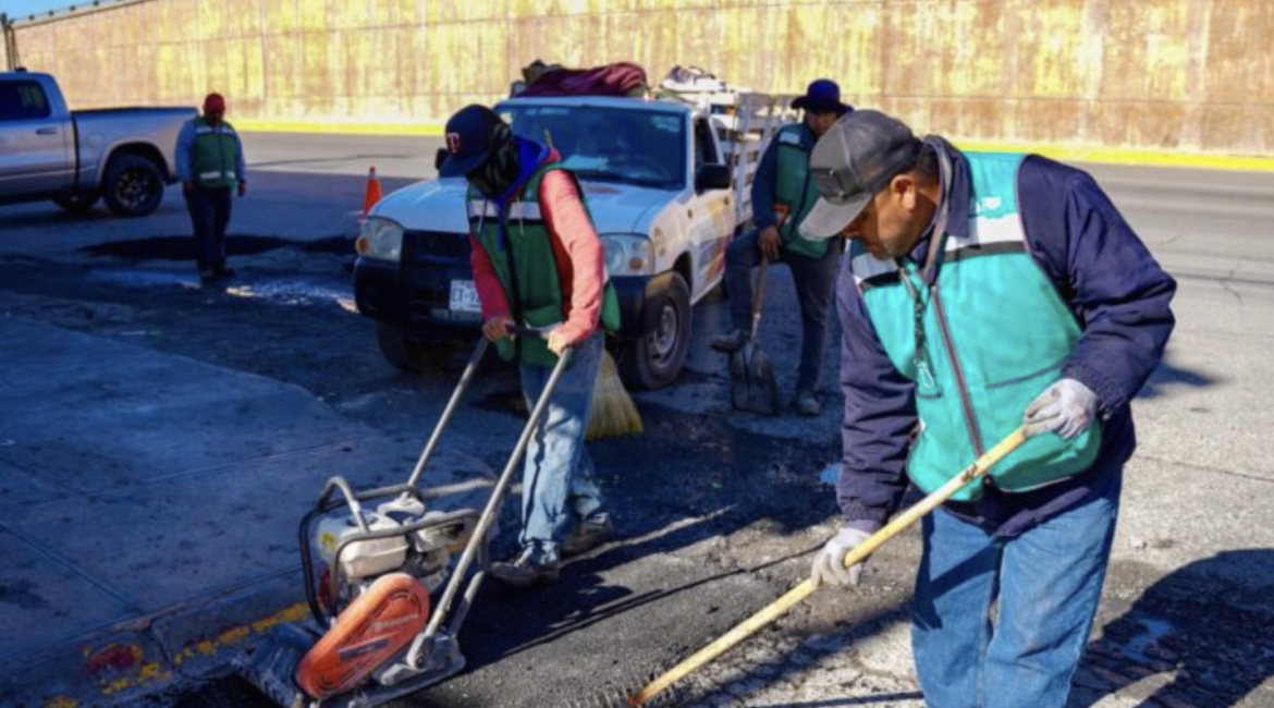 acciones de bacheo en Ramos Arizpe