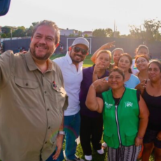 Disfrutan de cancha renovada en la Alameda Escorial de Ramos
